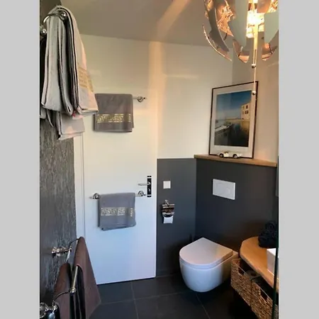 Esslingen Apartment: Long-Stay Comfort near Stuttgart Messe & Airport Altbach Exterior photo