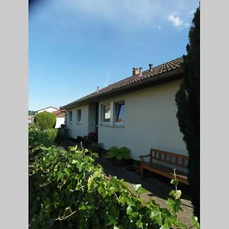 Esslingen Apartment: Long-Stay Comfort near Stuttgart Messe & Airport Altbach Exterior photo