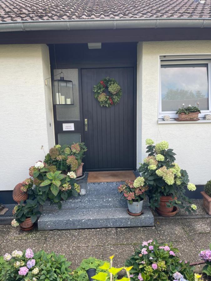 Esslingen Apartment: Long-stay Comfort Near Stuttgart Messe & Airport * Altbach